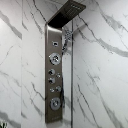 Studio Apartment In London, Bethnal Green エクステリア 写真