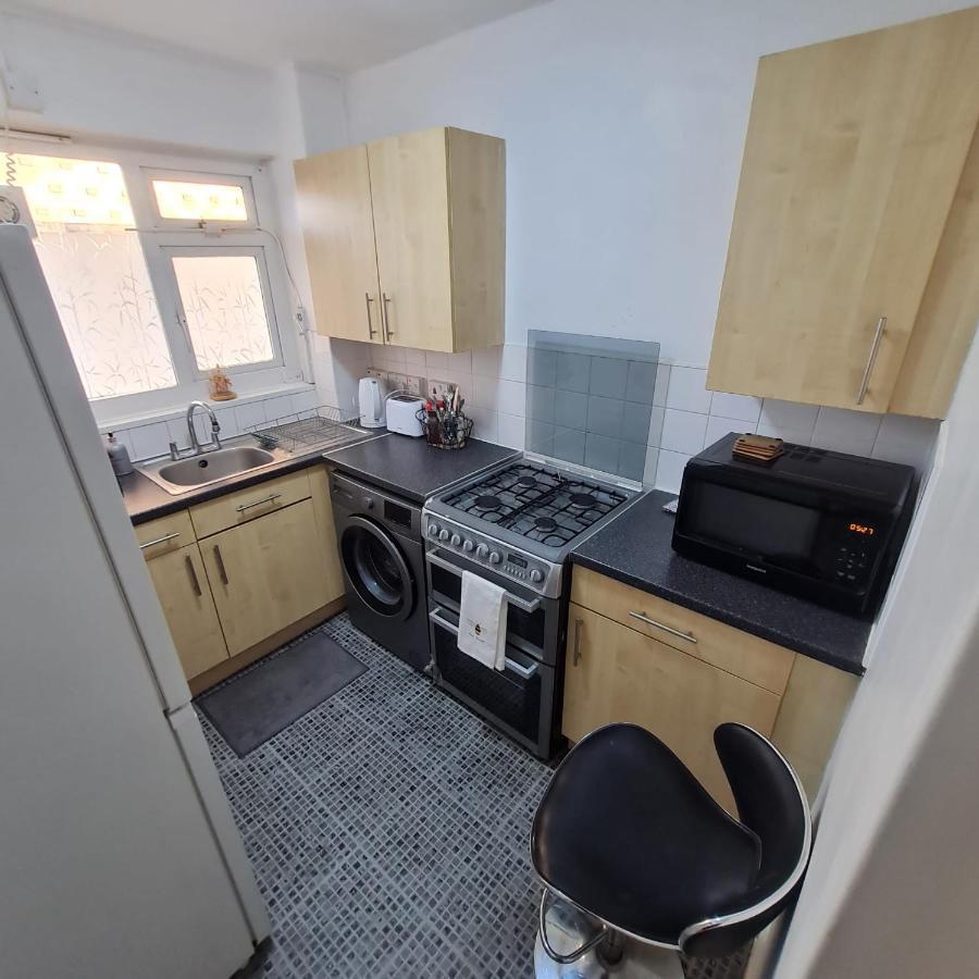 Studio Apartment In London, Bethnal Green エクステリア 写真