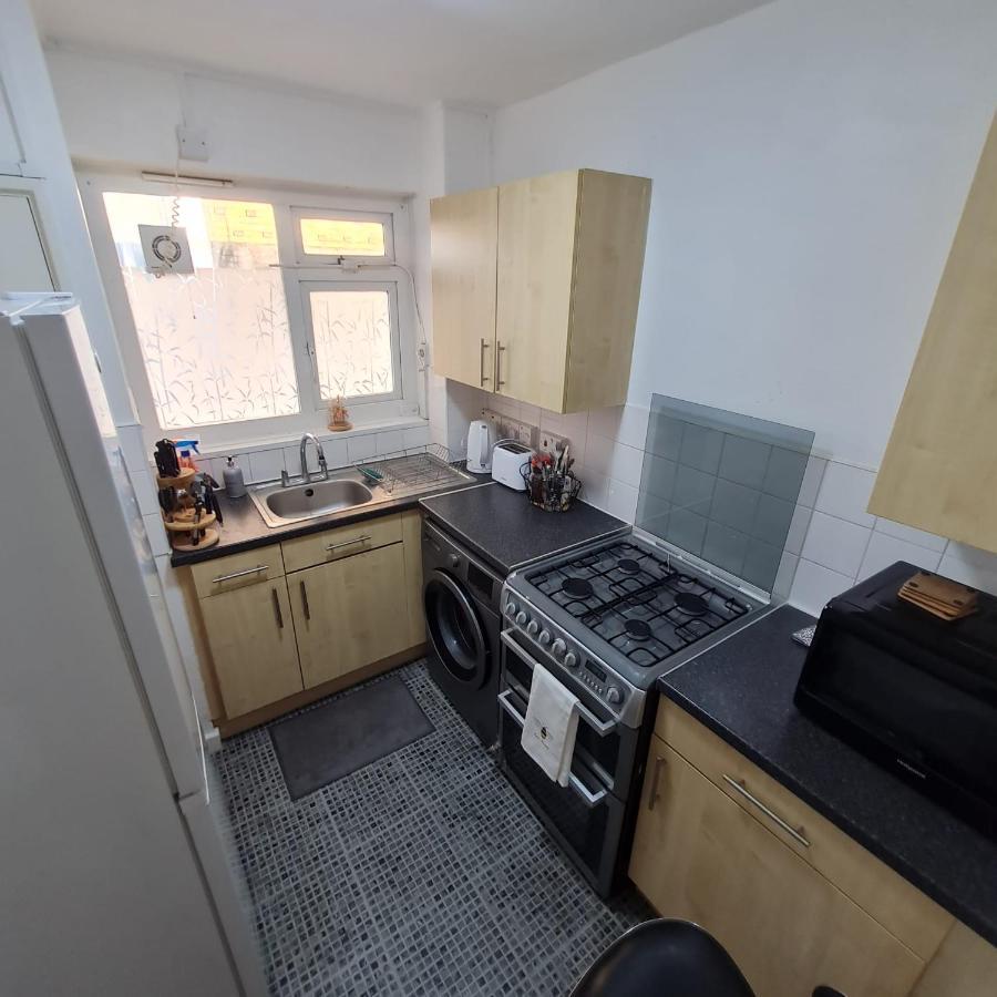 Studio Apartment In London, Bethnal Green エクステリア 写真