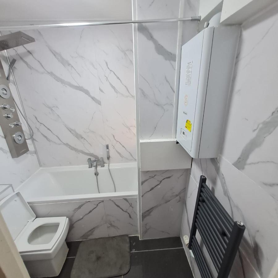 Studio Apartment In London, Bethnal Green エクステリア 写真