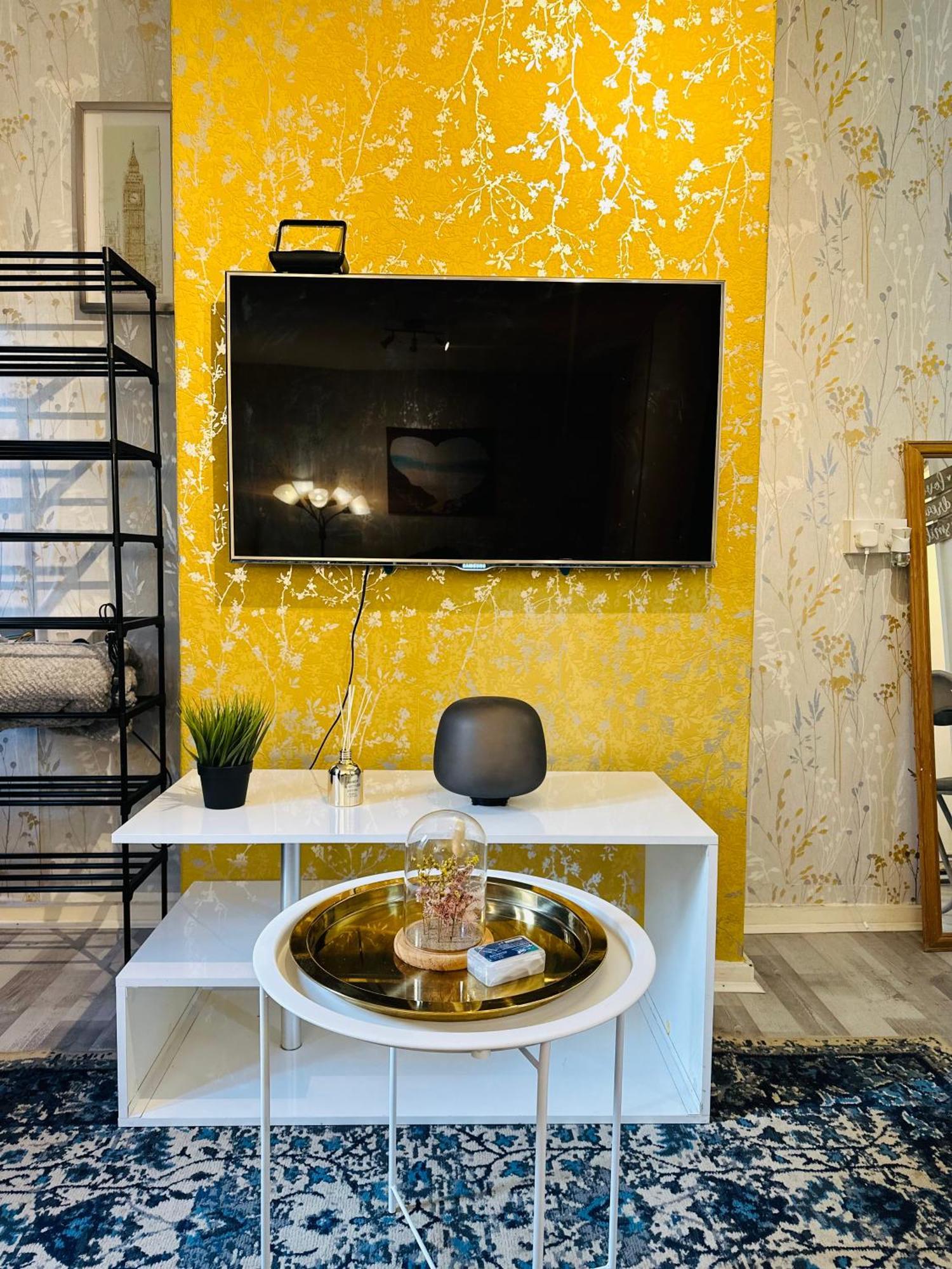 Studio Apartment In London, Bethnal Green エクステリア 写真